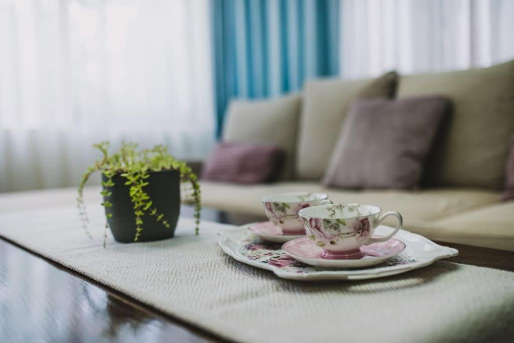 Marjan Hill 3-Br Apt,5 Guests Private Garden Near Beach سبليت المظهر الخارجي الصورة