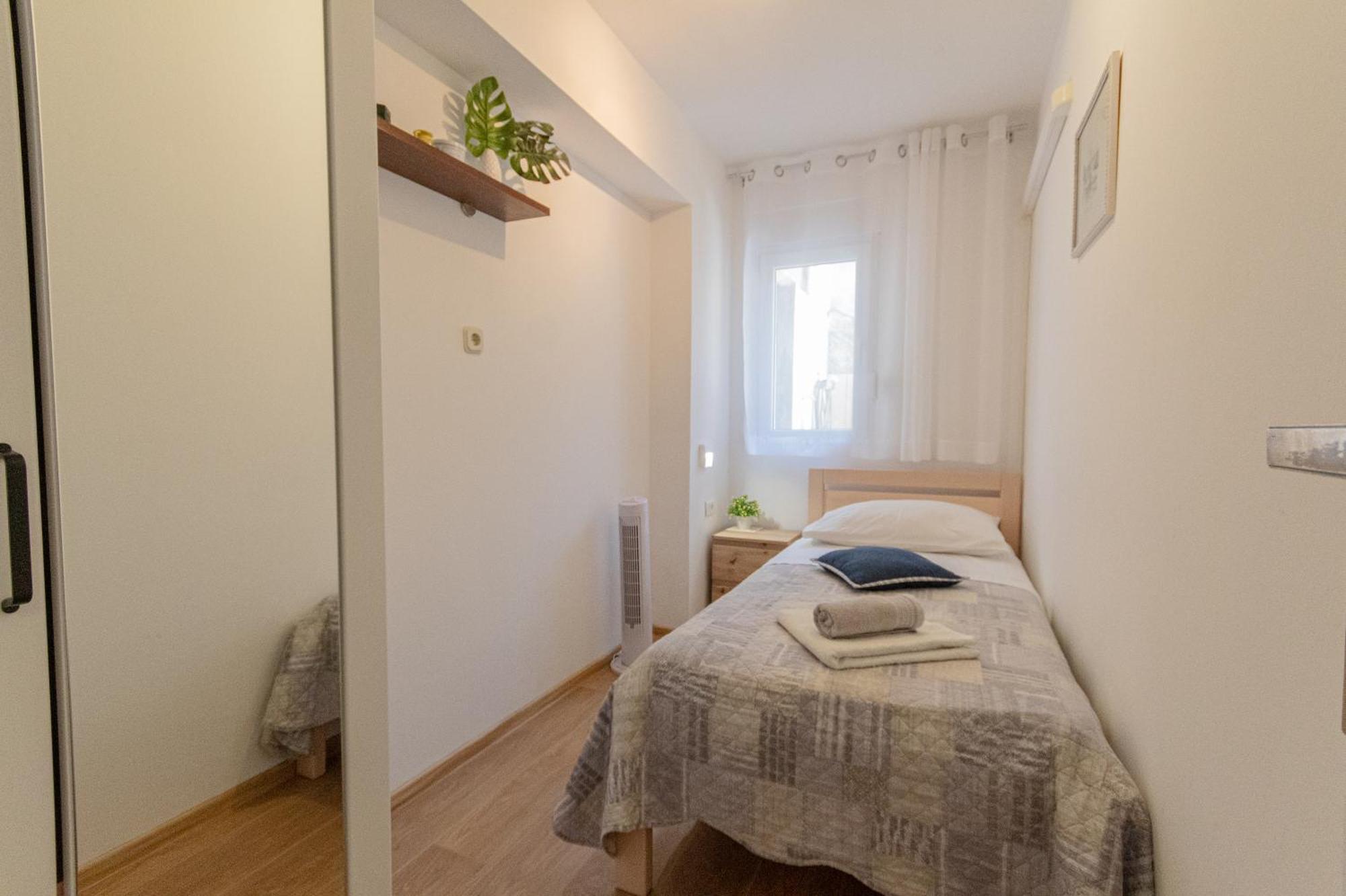 Marjan Hill 3-Br Apt,5 Guests Private Garden Near Beach سبليت المظهر الخارجي الصورة